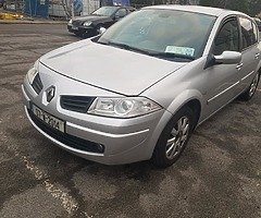 Renault megane(2007) 1.4L petrol fresh nct 12/20, tax 03/20 - Image 4/10