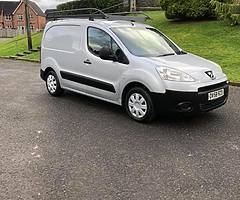 2009 Partner 1.6Hdi Psv Sept 3 Seater Take Small PX - Image 7/10