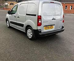 2009 Partner 1.6Hdi Psv Sept 3 Seater Take Small PX - Image 8/10