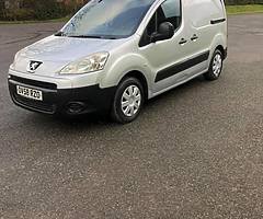 2009 Partner 1.6Hdi Psv Sept 3 Seater Take Small PX - Image 9/10