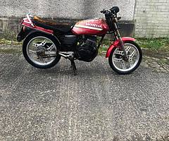 1983 Honda CB - Image 4/4