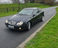 2009 Mercedes-Benz C-Class - Image 5/7