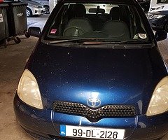 Toyota yaris 1999