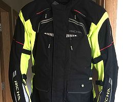 Richa Infinity Motorbike Touring Jacket and Trousers - Image 7/7