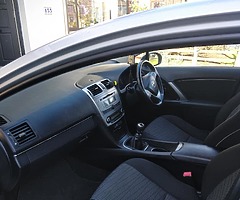 Toyota Avensis - Image 2/7