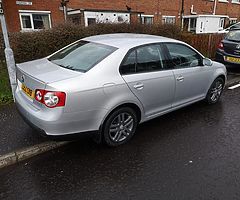 Volkswagen jetta 1.9 TDI - Image 4/8