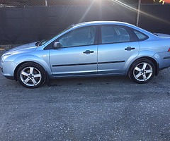 2006 Ford Focus - Image 2/5