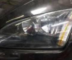 Ford Focus zetec headlights