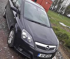 Opel zafira 1.6