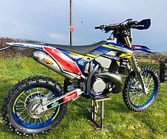 SHERCO 250 FACTORY MODEL ENDURO - Image 5/5