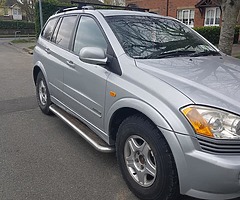 4x4 ssangyong kyron jeep