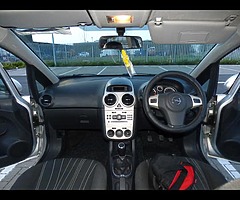 Silver Opel Corsa 1.2 (manual) - Image 9/10