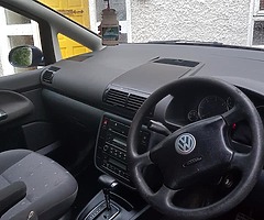 2007 Volkswagen Atlas - Image 2/7