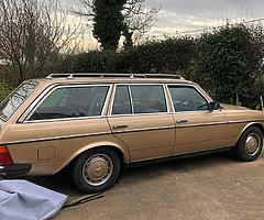 Mercedes 280TE 1983 - Image 4/5