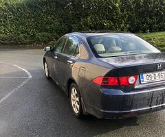 Honda Accord automatic - Image 7/10