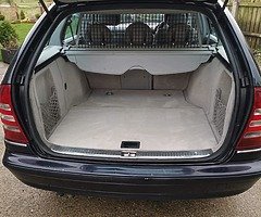 Mercedes C220 - Image 10/10