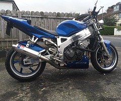 Honda fireblade streetfighter with and R1 tail - Image 4/10