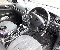 Ford focus - Image 5/8