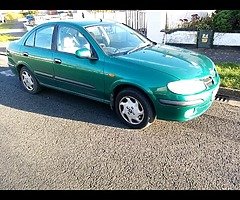 Nissan almera