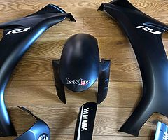 2015-2019 Yamaha r1 genuine plastics - Image 5/8