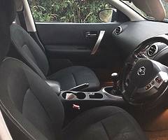 12 Nissan Qashqai Jeep - Image 8/10