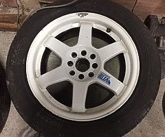 Te37’s reps 4x100