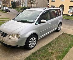 VW TOARAN 2005 tax & nct