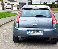 Citroen C4 1.6 diesel . Manual . 1 owner . LOW KM