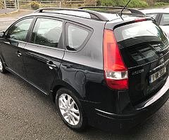 2011 Hyundai i30 CRDI Comfort Estate 190k mls. NCT 03/21, Tax 06/19 Tax €200 190k mls €4,950 - Image 4/8