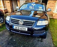 VW TOUAREG 2.5 DIESEL AUTOMATIC 100.ML LOW MILES