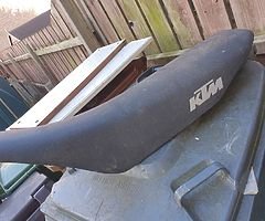 2003 ktm 125sx seat