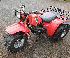 Honda atc 200es trike 1985 big red. Very good condition. Starting and running fine. Only thing that 