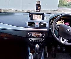 Renault Megane Tom Tom 1.5 DCI - Image 5/10