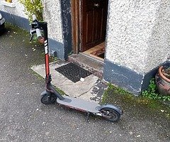 Electric scooter