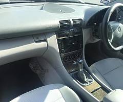 2000 Mercedes-Benz C-Class