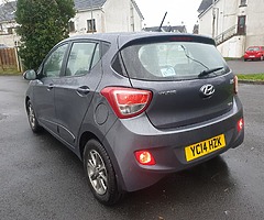 2014 hyundai I 10 leather