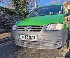 2010 VOLKSWAGEN CADDY