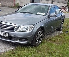 11 Mercedes c220 automatic