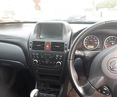 Nissan almera