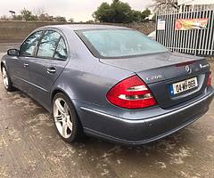 2004 Mercedes-Benz E-Class