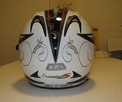 Motorbike Helmet - Image 8/10