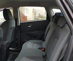 Nissan Qashqai 2011 - Image 5/9