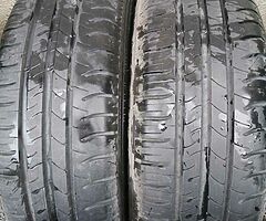 Pair of Michelin 185/65/15
90% thread left
40 euro for the 2