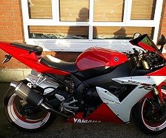 Yamaha R1