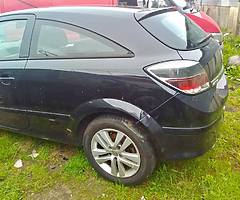 OPEL ASTRA H FOR BREAKING