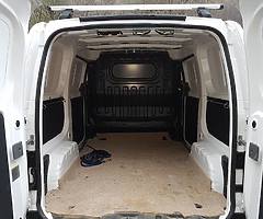 132 Nissan NV 200 - Image 7/8