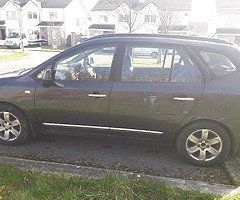 Kia carens 7 seat