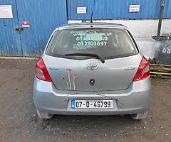 TOYOTA YARIS FOR BREAKING