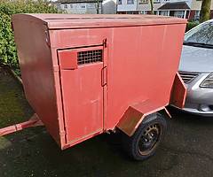 Dog trailer