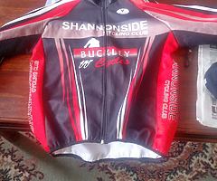 Cycle jacket